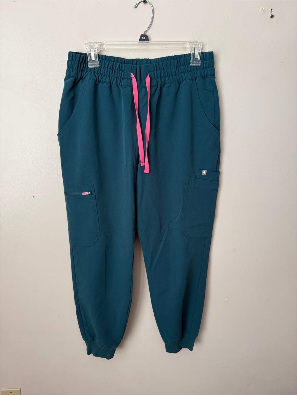 Figs Zamora Jogger Scrub Pants PO 4388 Size Medium Petite Green/Blue